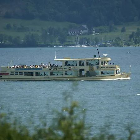 Seepension Neubacher Kg Nussdorf am Attersee