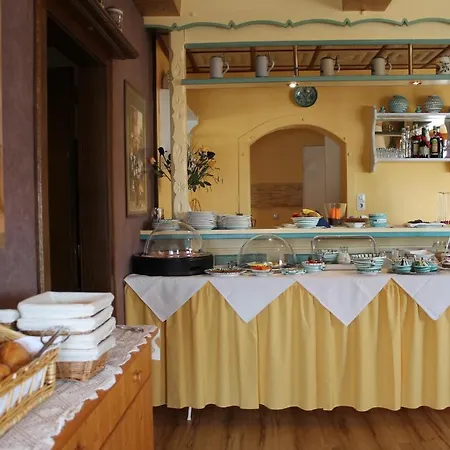 Seepension Neubacher Kg *