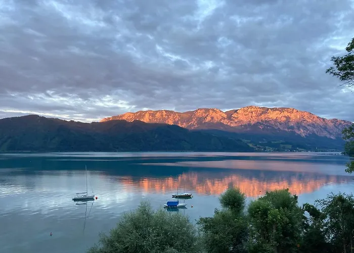 Seepension Neubacher Kg Nußdorf am Attersee