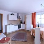 Apartmán Seepension Neubacher Kg *
